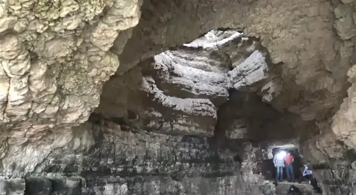 غار سنگی باد لک لک محل تفریح گردشگران 2632632