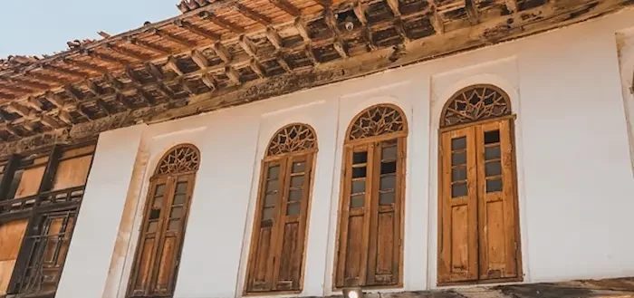 درهای چوبی و زیبای کارشده خانه شهریاری بهشهر 877876878787