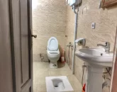 توالت ایرانی وتوالت فرنگی و روشویی سرویس بهداشتی خانه روستایی در بهشهر