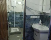 سرویس بهداشتی ایرانی به همراه سیفون، روشو و آینه آپارتمان در بهشهر 4586476