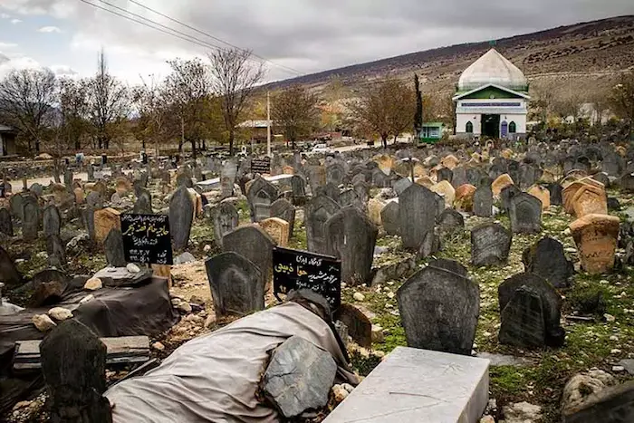 قبرستان سفیدچاه در مازندران 48748
